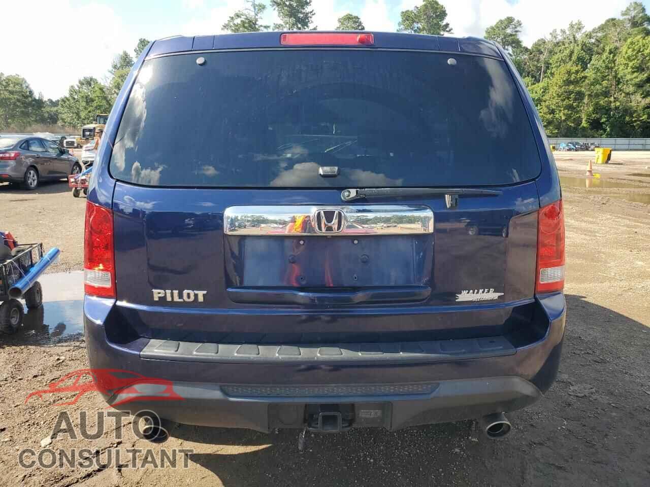HONDA PILOT 2015 - 5FNYF3H77FB029428