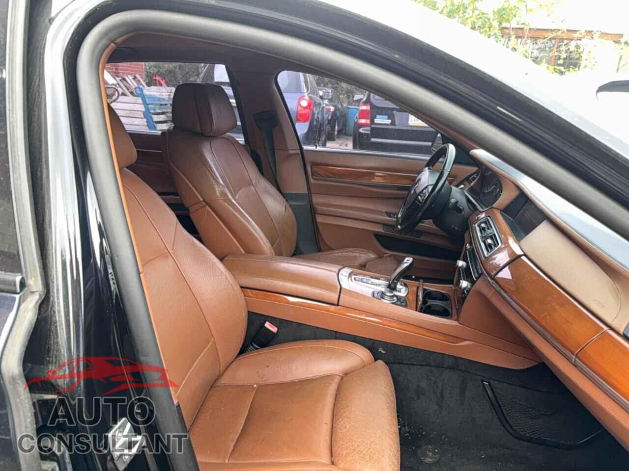 BMW 7 SERIES 2011 - WBAKC8C58BC432422