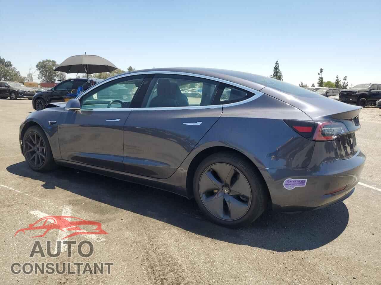 TESLA MODEL 3 2018 - 5YJ3E1EA5JF102077