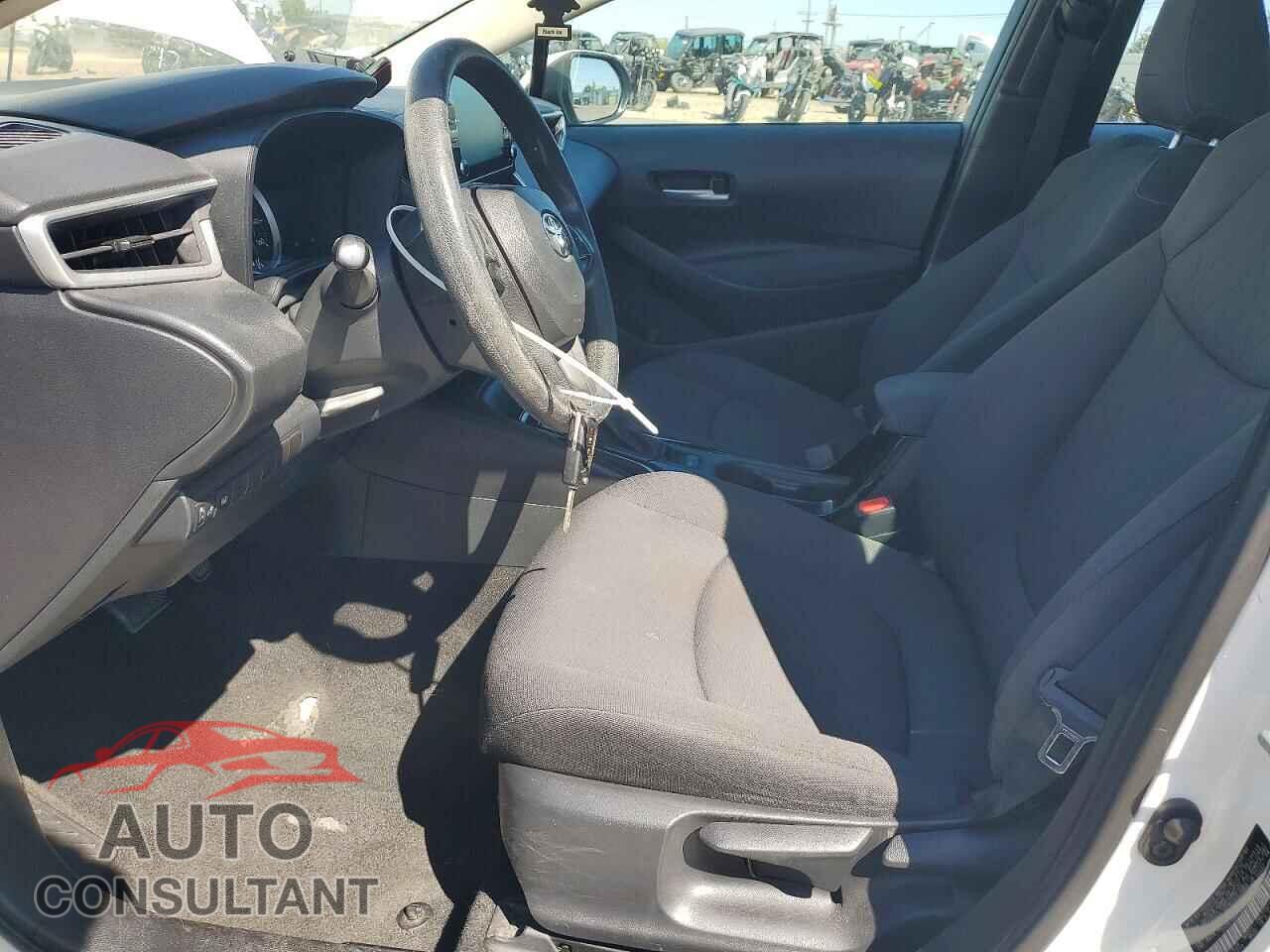 TOYOTA COROLLA 2020 - 5YFEPRAE5LP106972