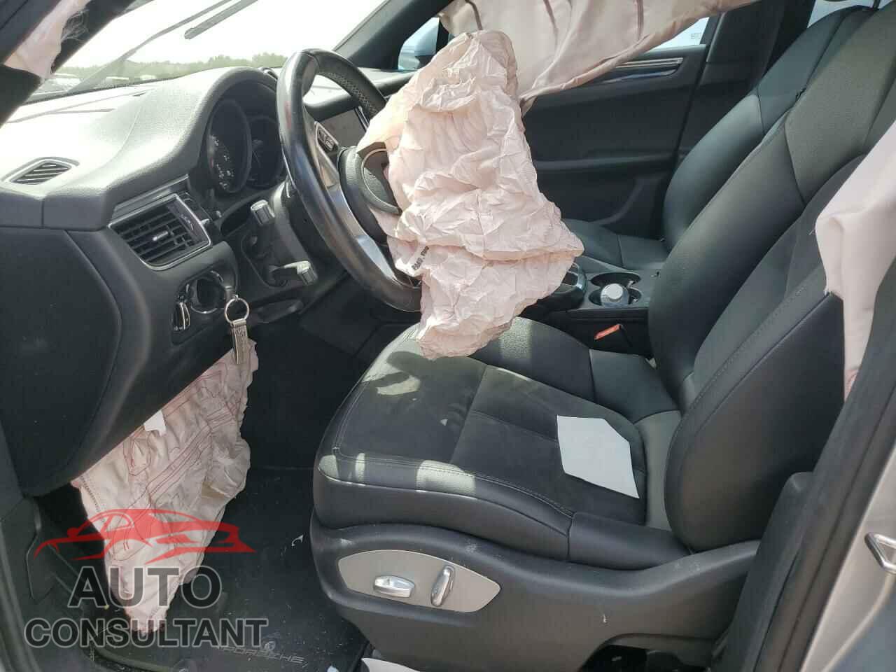 PORSCHE MACAN 2017 - WP1AA2A56HLB05240