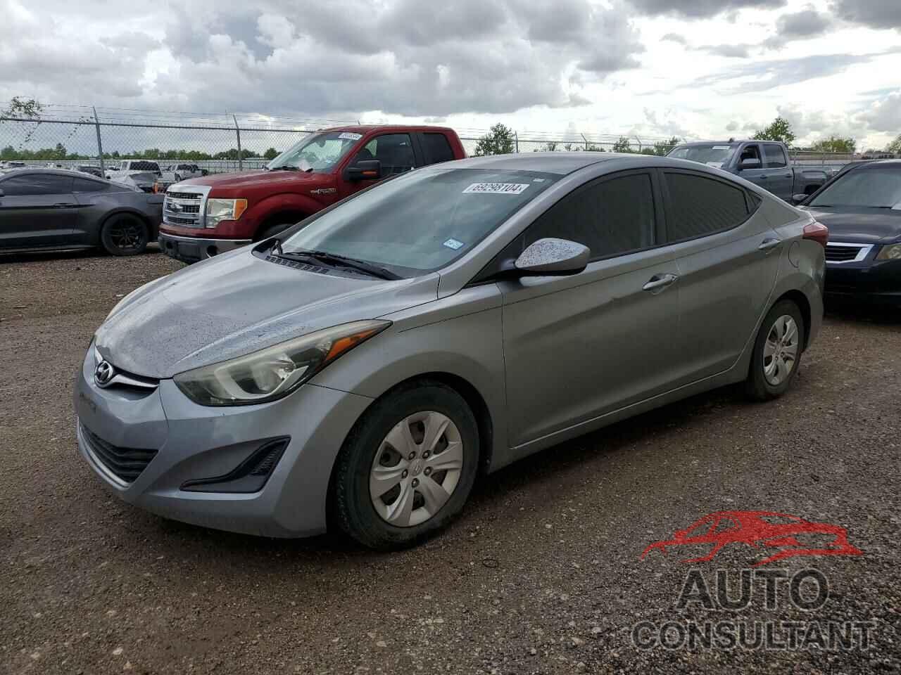 HYUNDAI ELANTRA 2016 - KMHDH4AE1GU511761