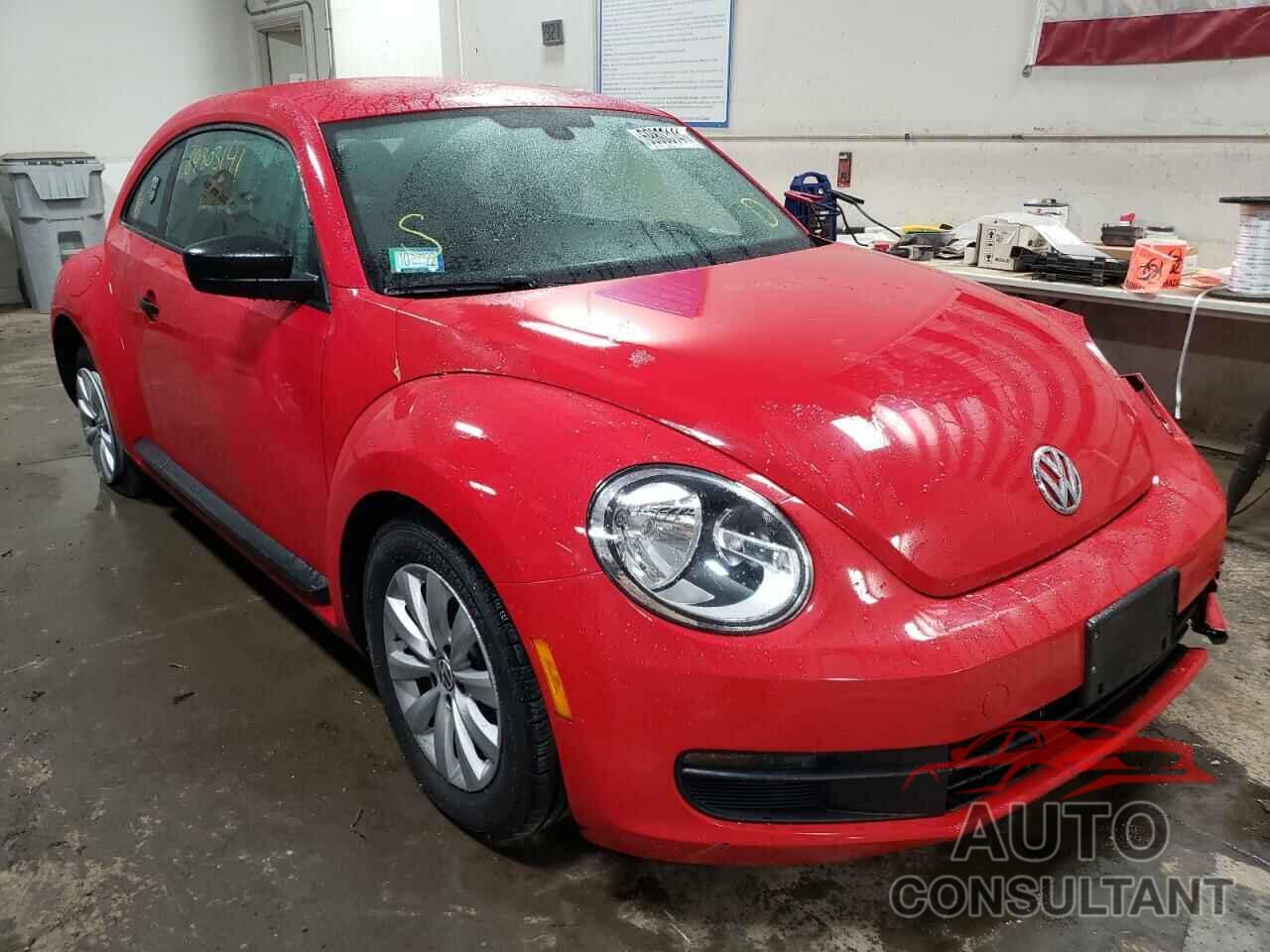 VOLKSWAGEN BEETLE 2016 - 3VWF17AT7GM603881
