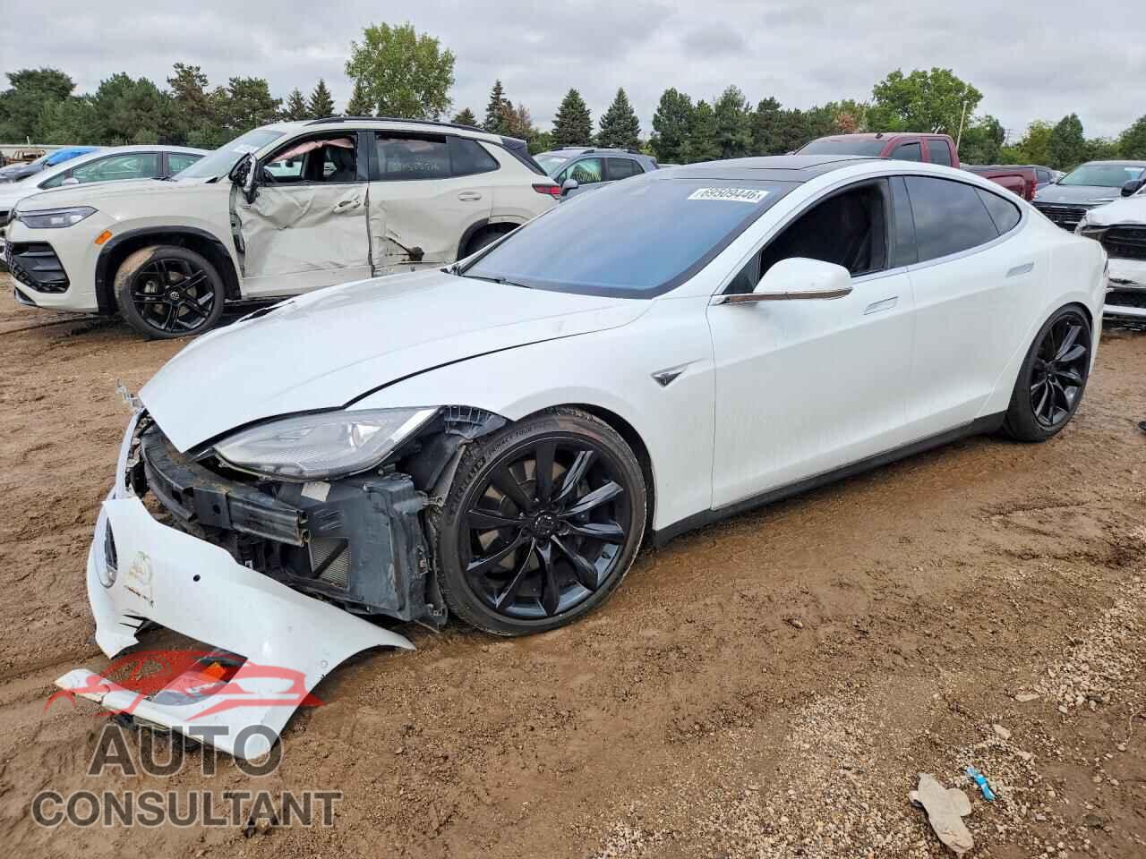TESLA MODEL S 2016 - 5YJSA1E22GF128502