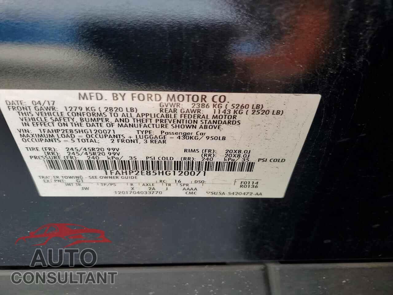 FORD TAURUS 2017 - 1FAHP2E85HG120071