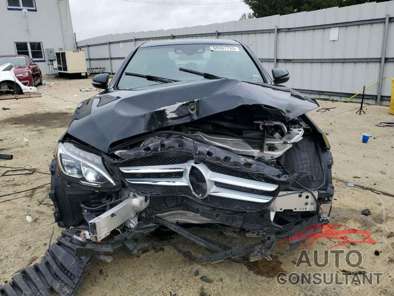 MERCEDES-BENZ C-CLASS 2017 - 55SWF4KB1HU179420