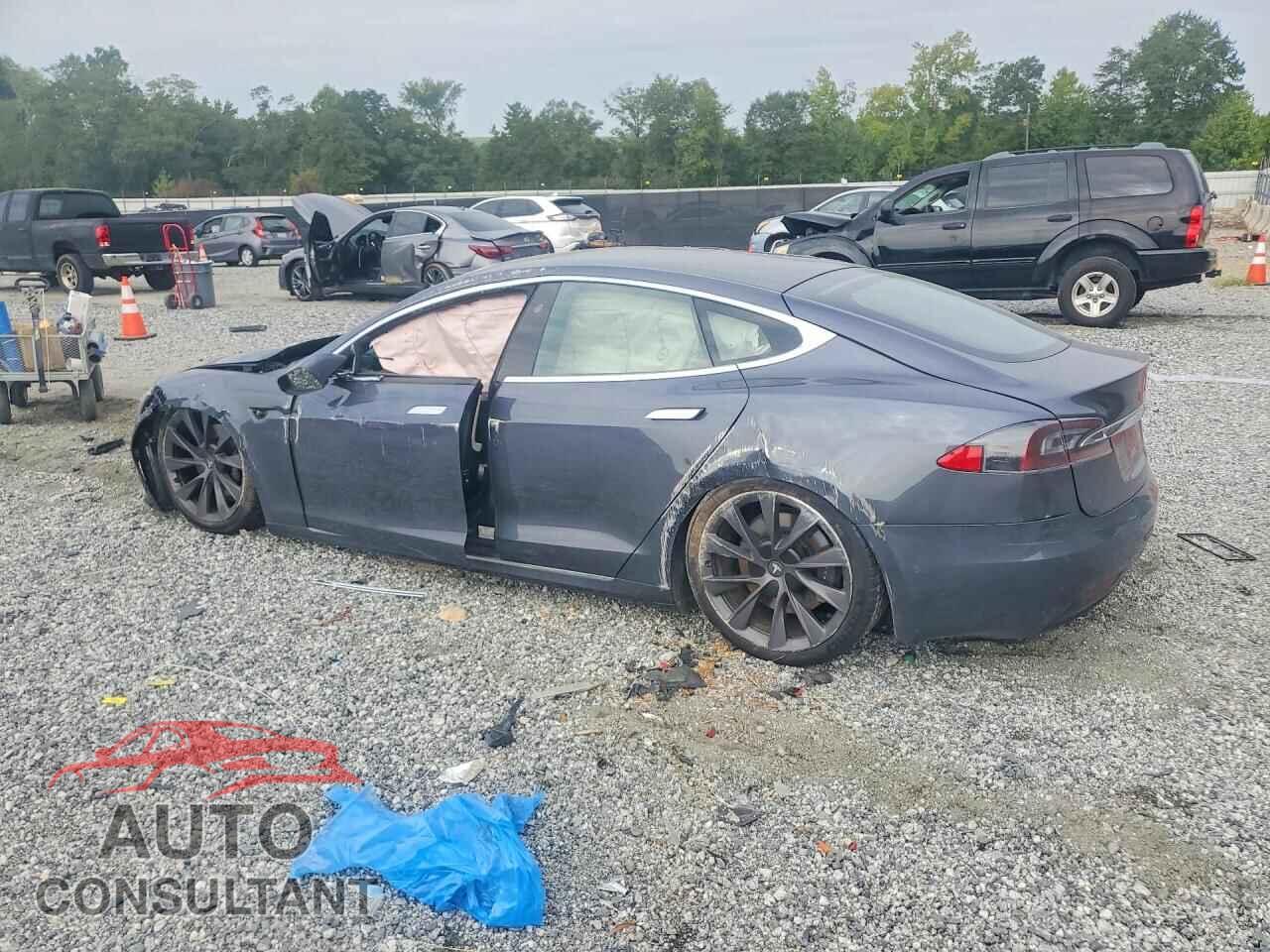TESLA MODEL S 2021 - 5YJSA1E21MF424607