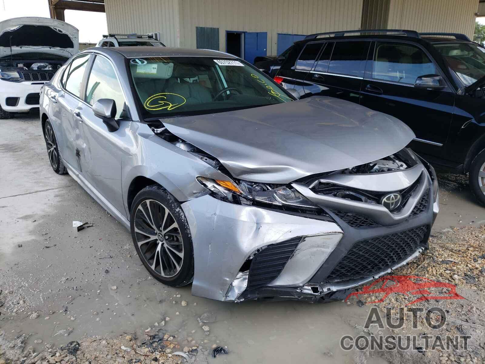 TOYOTA CAMRY 2019 - 4T1B11HKXKU219413