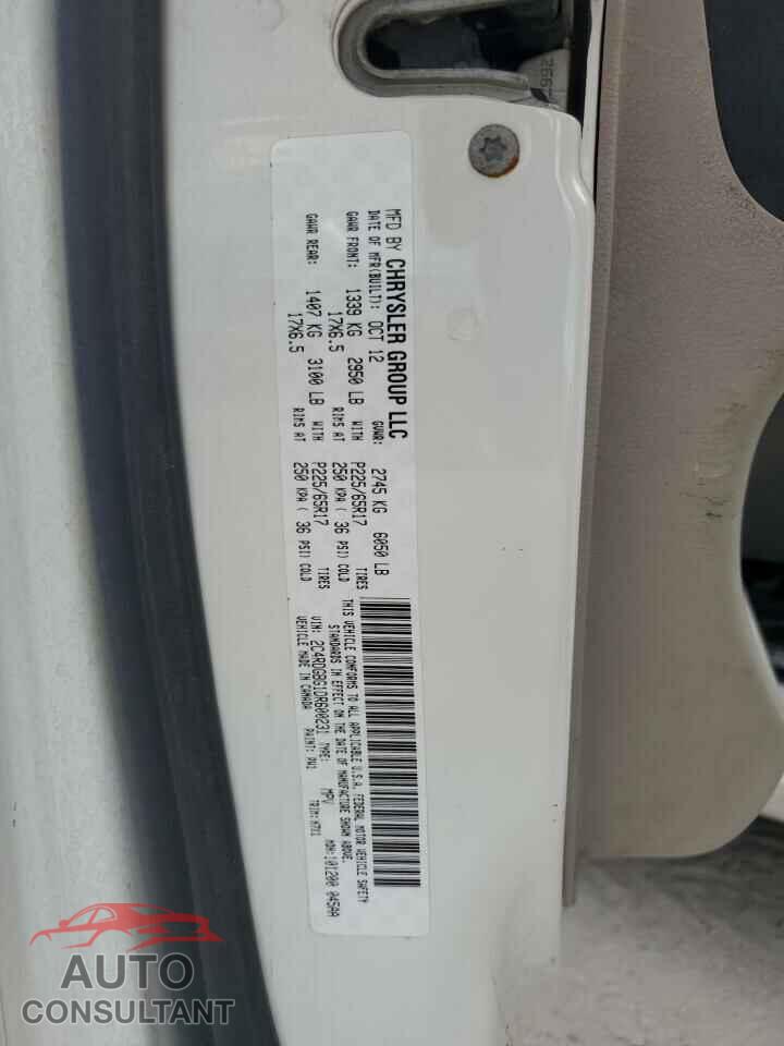 DODGE CARAVAN 2013 - 2C4RDGBG1DR600231