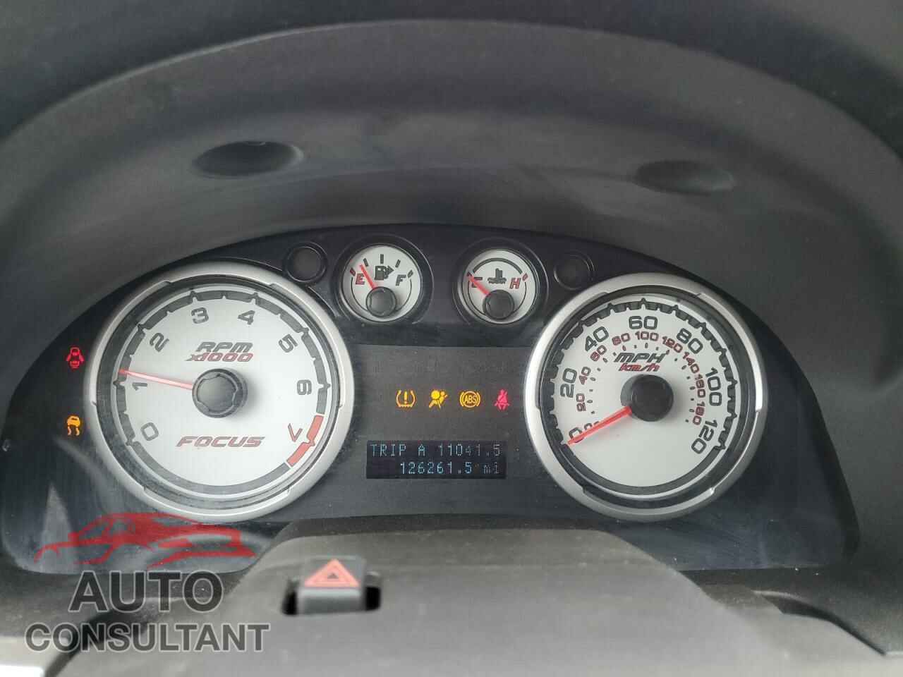 FORD FOCUS 2011 - 1FAHP3GN0BW121621