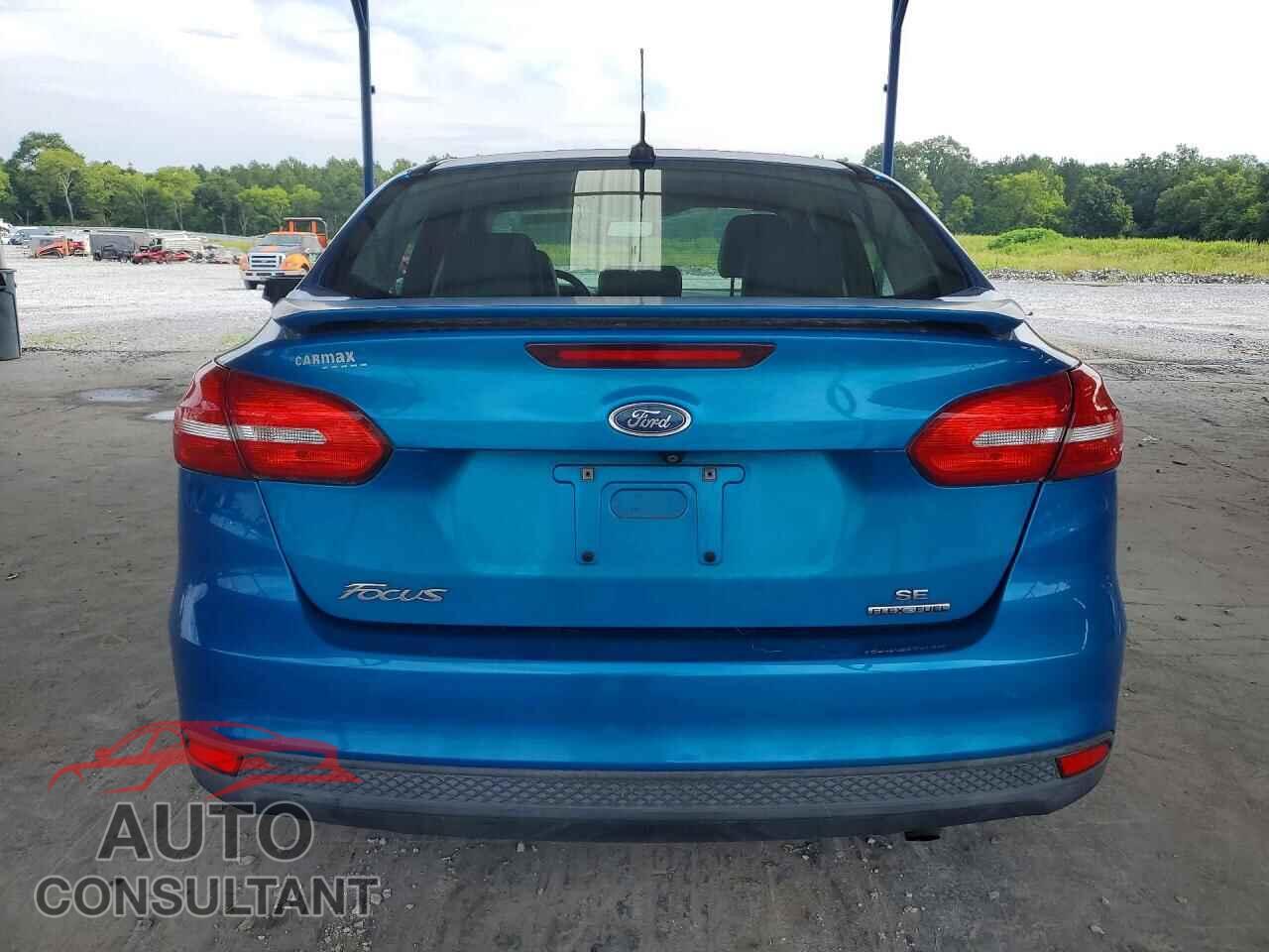 FORD FOCUS 2015 - 1FADP3F23FL247159