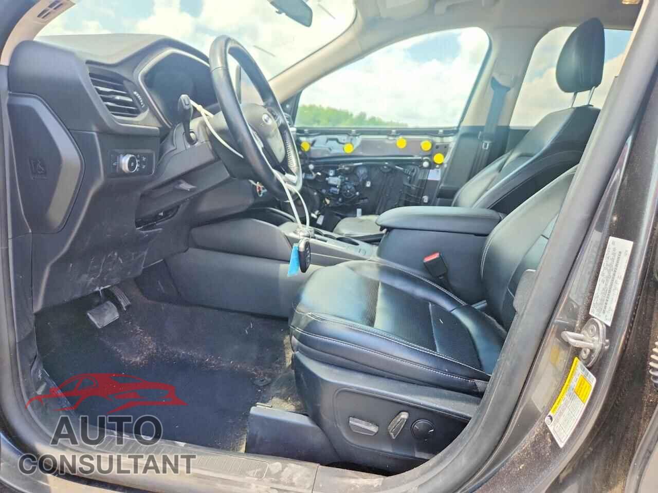 FORD ESCAPE 2020 - 1FMCU0H66LUA80861