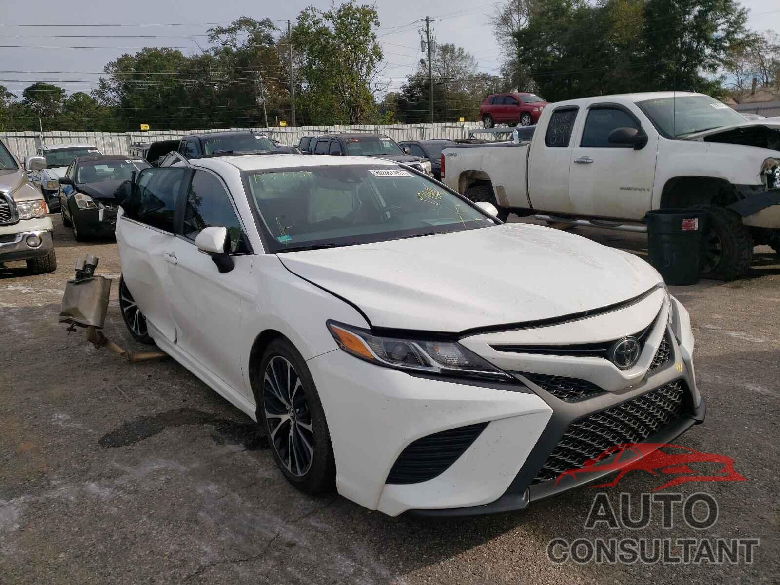 TOYOTA CAMRY 2019 - 4T1B11HK3KU187940