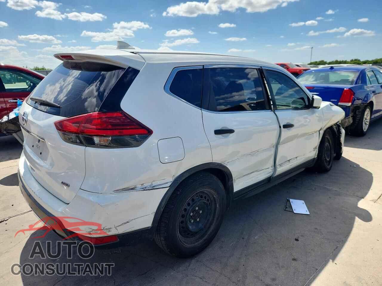 NISSAN ROGUE 2017 - KNMAT2MV9HP523095