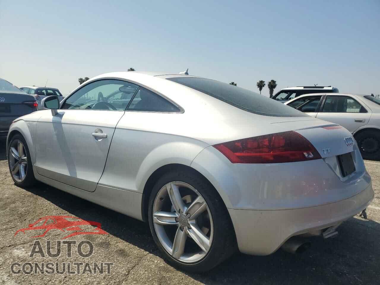AUDI TT 2011 - TRUBFAFK3B1012104