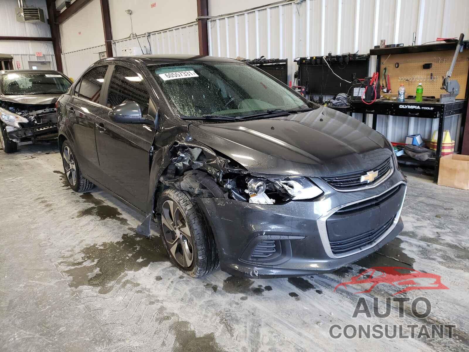 CHEVROLET SONIC 2017 - 1G1JF5SB6H4141604