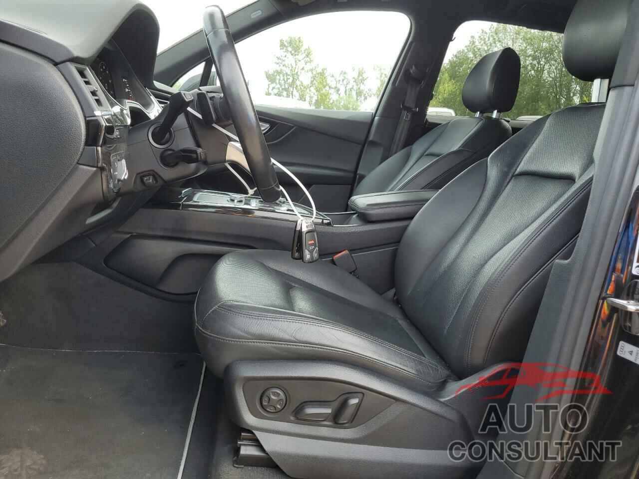 AUDI Q7 2017 - WA1LAAF73HD025493