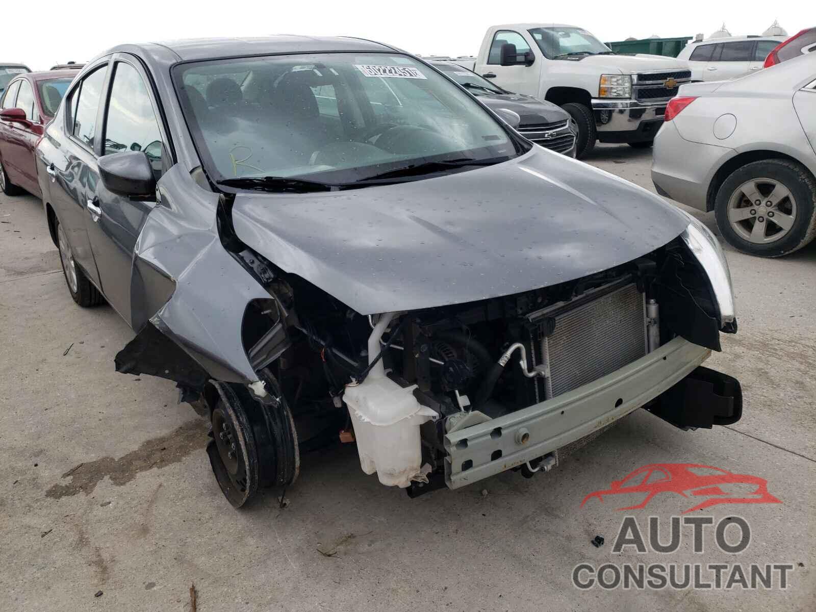 NISSAN VERSA 2019 - 3N1CN7AP3KL849681
