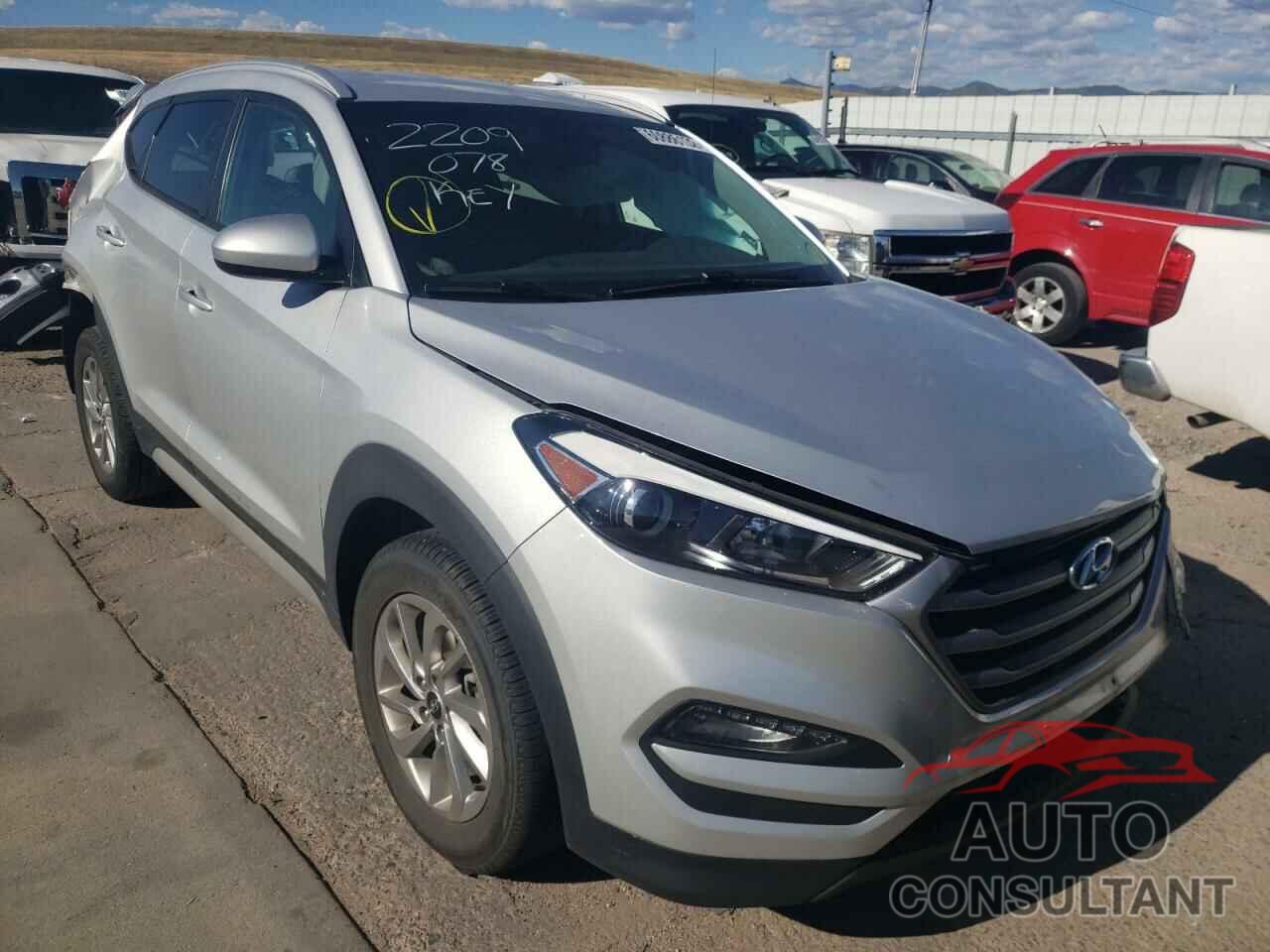 HYUNDAI TUCSON 2018 - KM8J3CA47JU608148