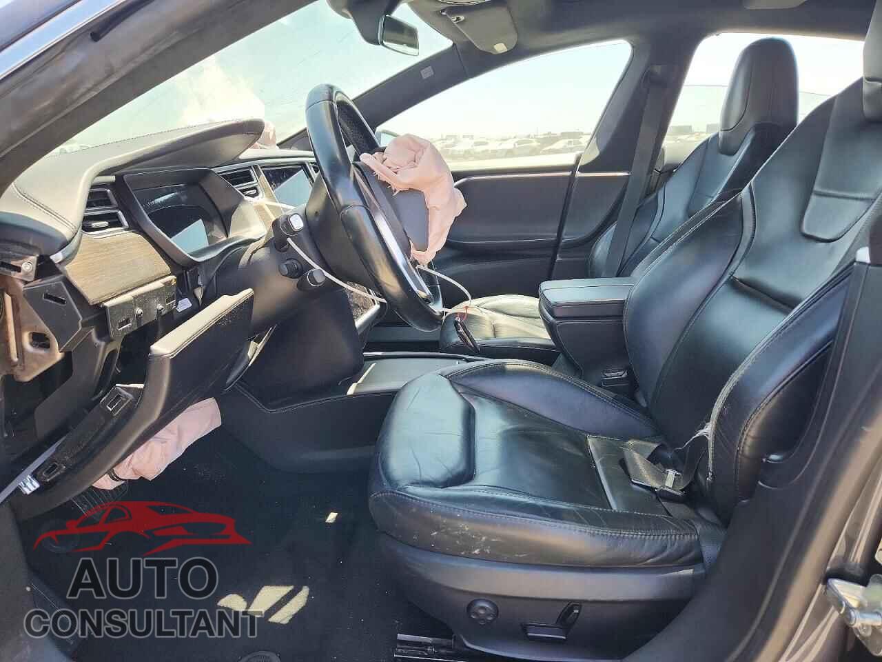 TESLA MODEL S 2016 - 5YJSA1E17GF170526