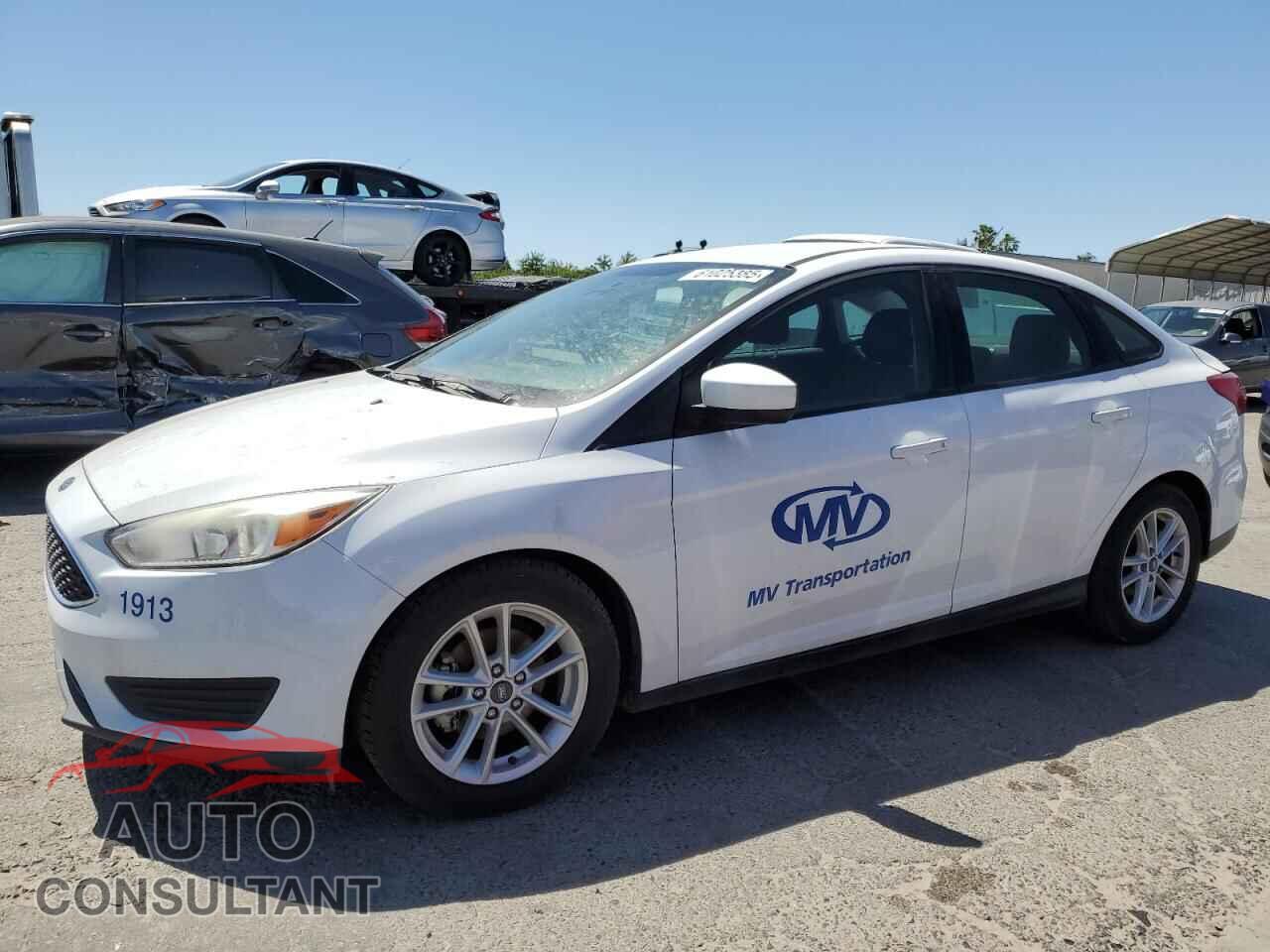 FORD FOCUS 2018 - 1FADP3FE8JL293413