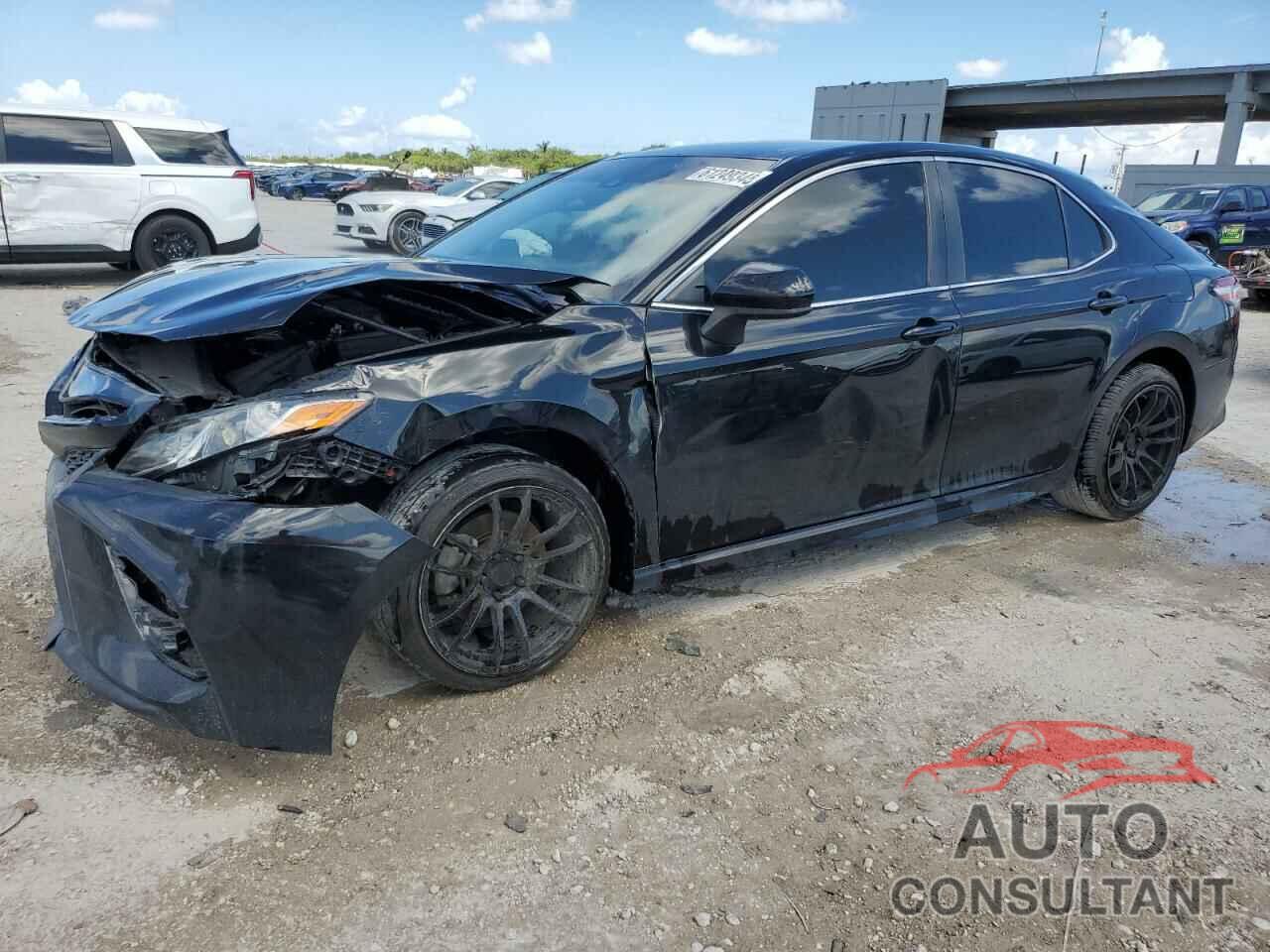 TOYOTA CAMRY 2020 - 4T1G11AK1LU359934