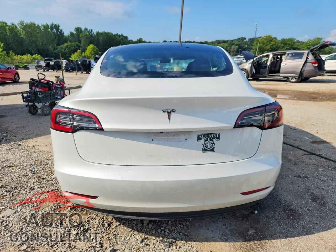 TESLA MODEL 3 2023 - 5YJ3E1EA7PF588058
