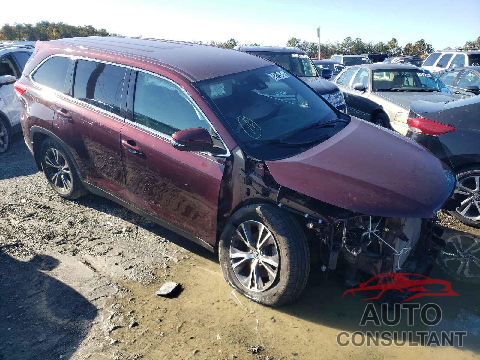 TOYOTA HIGHLANDER 2019 - 5TDBZRFH8KS975247