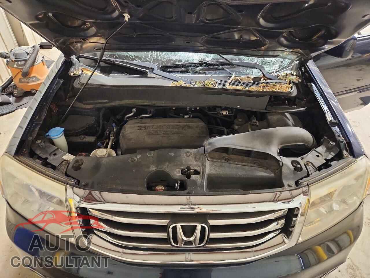 HONDA PILOT 2012 - 5FNYF4H59CB048143