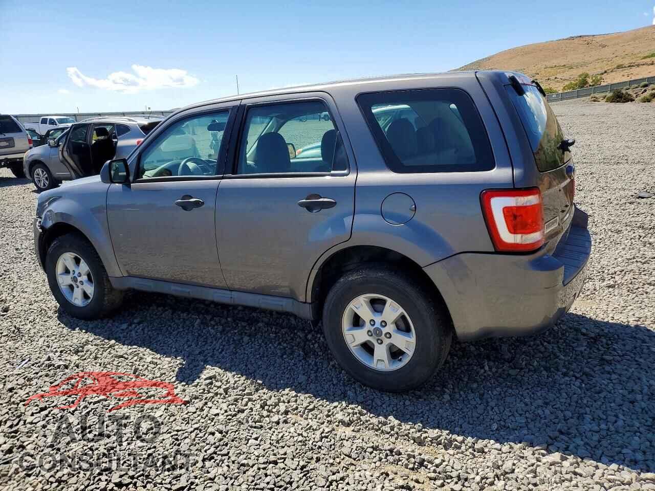 FORD ESCAPE 2010 - 1FMCU9C77AKB76477