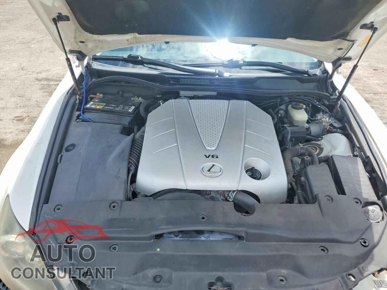 LEXUS IS 2011 - JTHCE5C20B5000464
