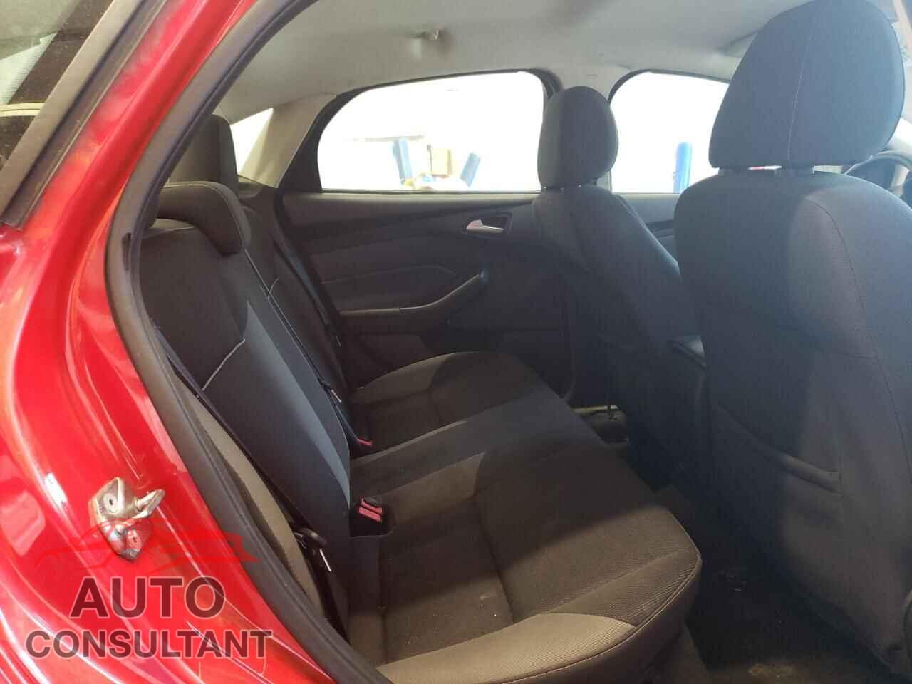 FORD FOCUS 2014 - 1FADP3F25EL400400