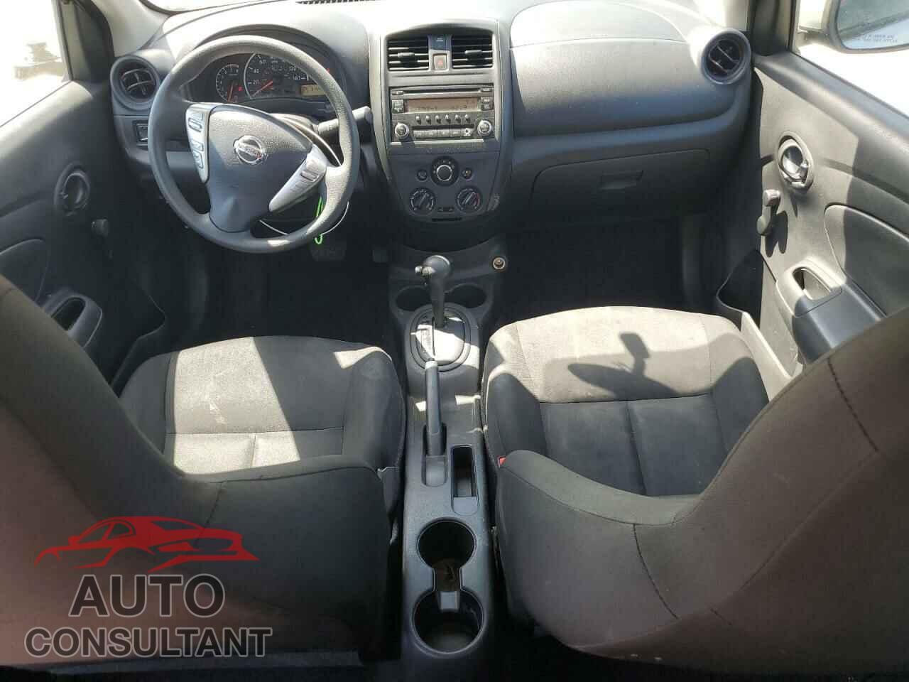 NISSAN VERSA 2017 - 3N1CN7AP7HL901631