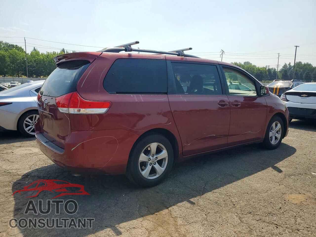 TOYOTA SIENNA 2012 - 5TDKK3DC5CS224875