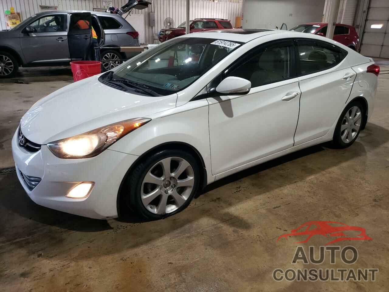 HYUNDAI ELANTRA 2013 - 5NPDH4AE9DH288167