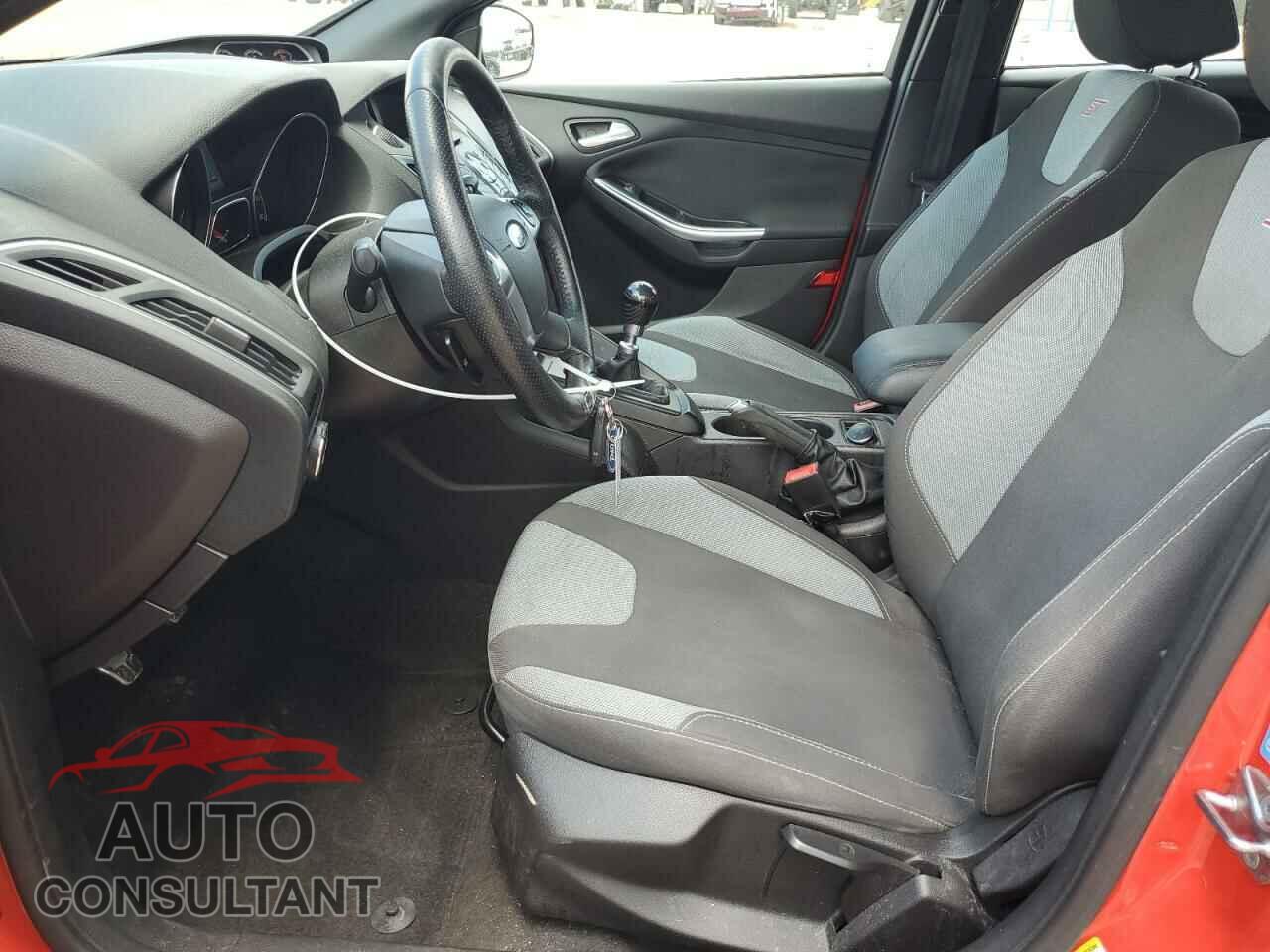 FORD FOCUS 2014 - 1FADP3L97EL338905