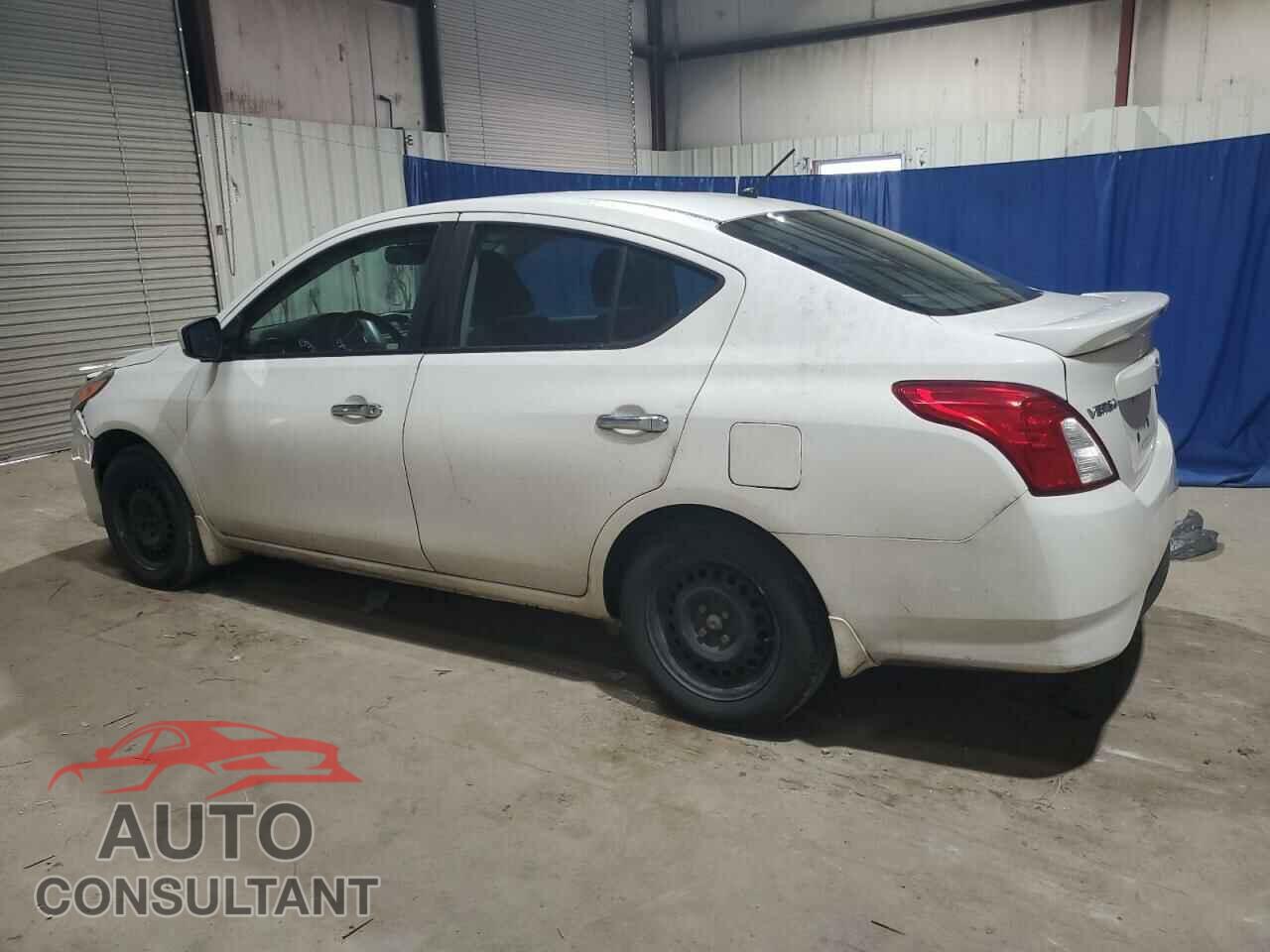 NISSAN VERSA 2017 - 3N1CN7AP1HL808457