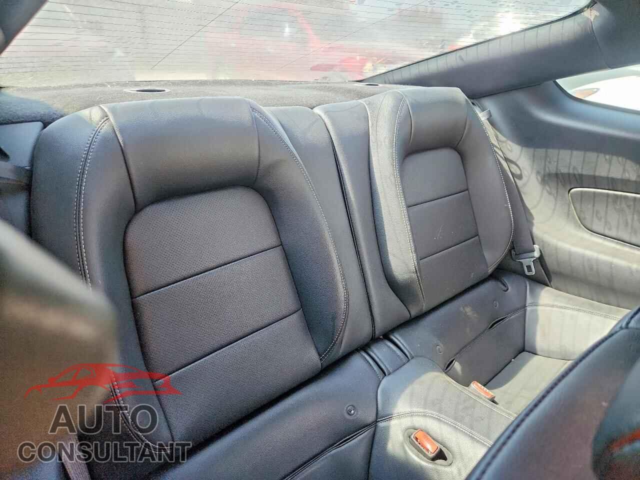 FORD MUSTANG 2015 - 1FA6P8TH4F5338461
