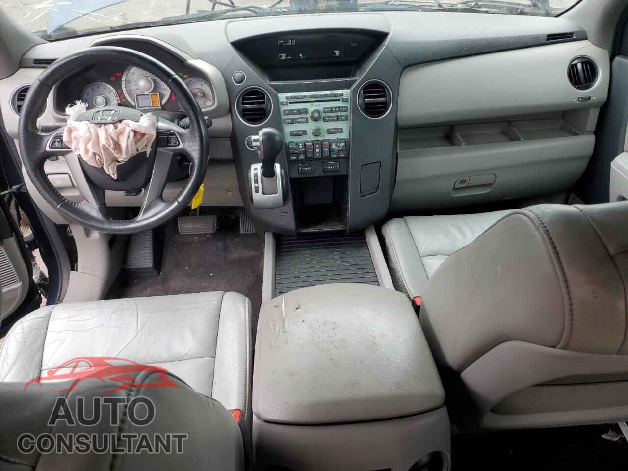 HONDA PILOT 2011 - 5FNYF4H5XBB072434