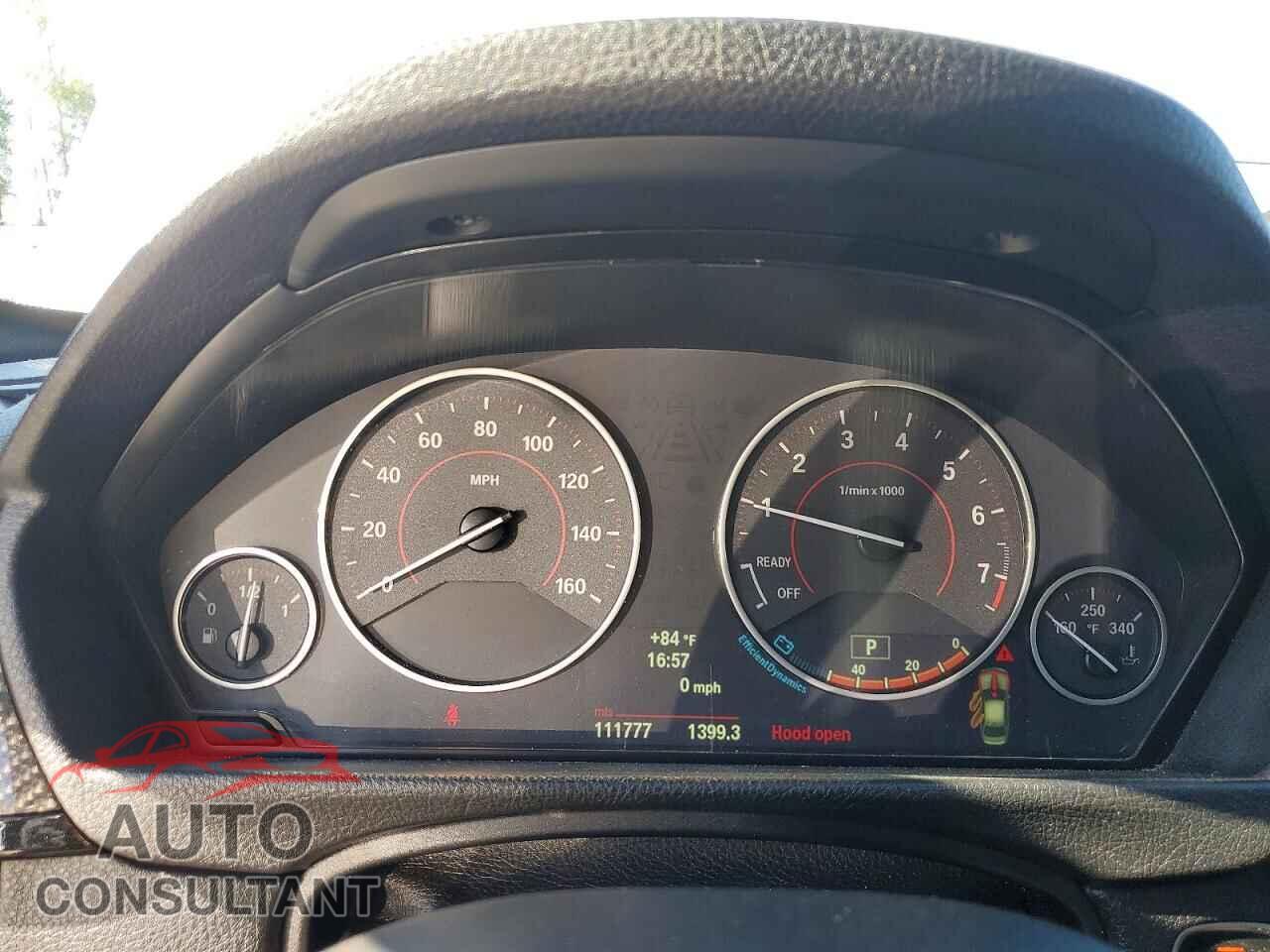 BMW 3 SERIES 2013 - WBA3B9C58DF585235