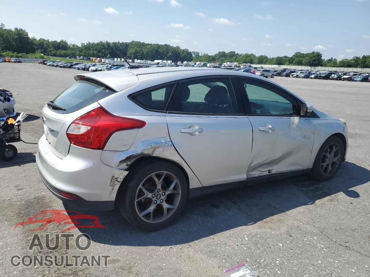 FORD FOCUS 2013 - 1FADP3K26DL383398