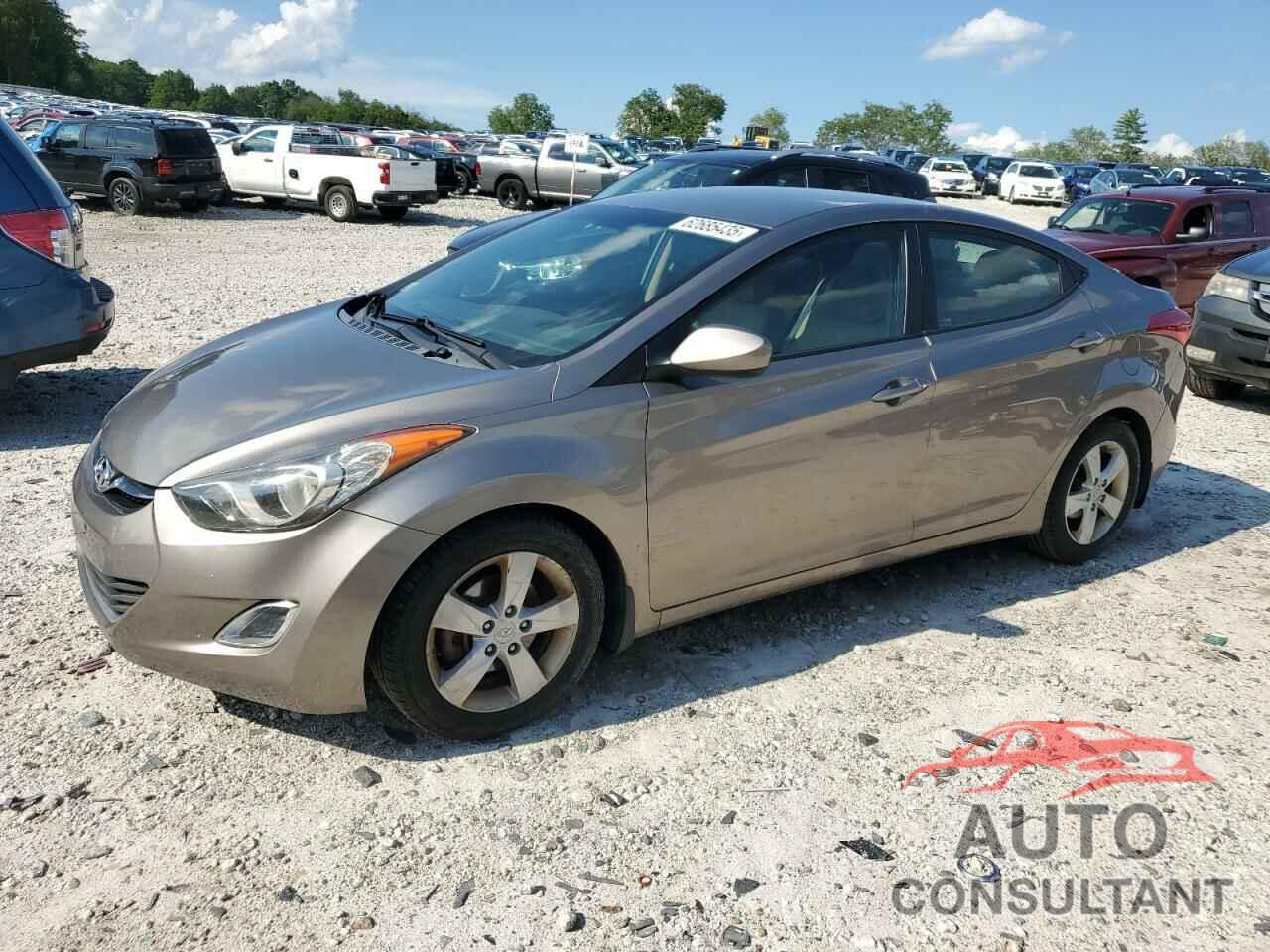 HYUNDAI ELANTRA 2013 - 5NPDH4AE5DH394020