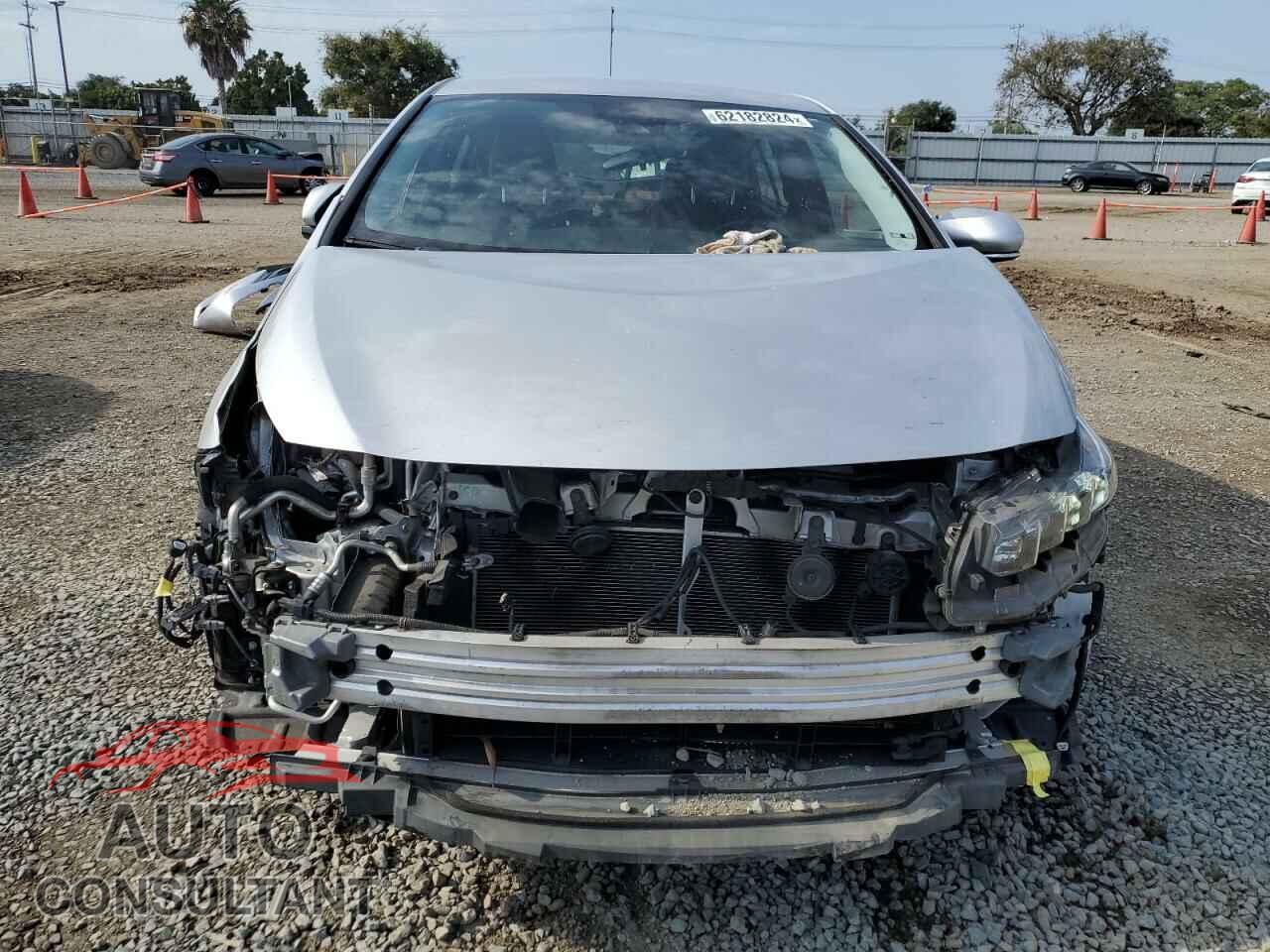 TOYOTA PRIUS 2017 - JTDKARFP1H3064329