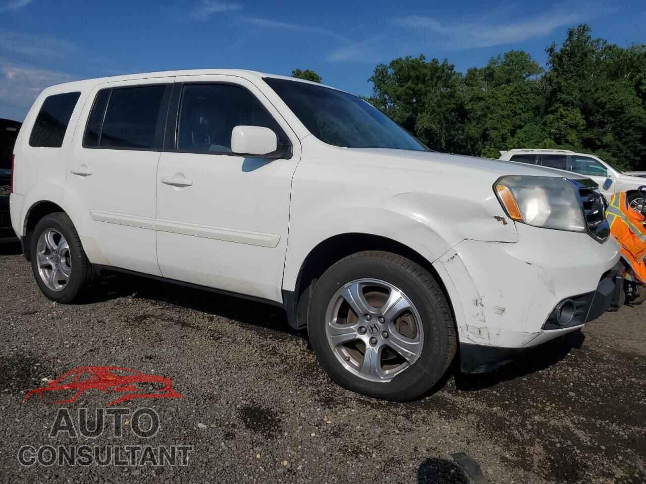 HONDA PILOT 2013 - 5FNYF4H77DB007206
