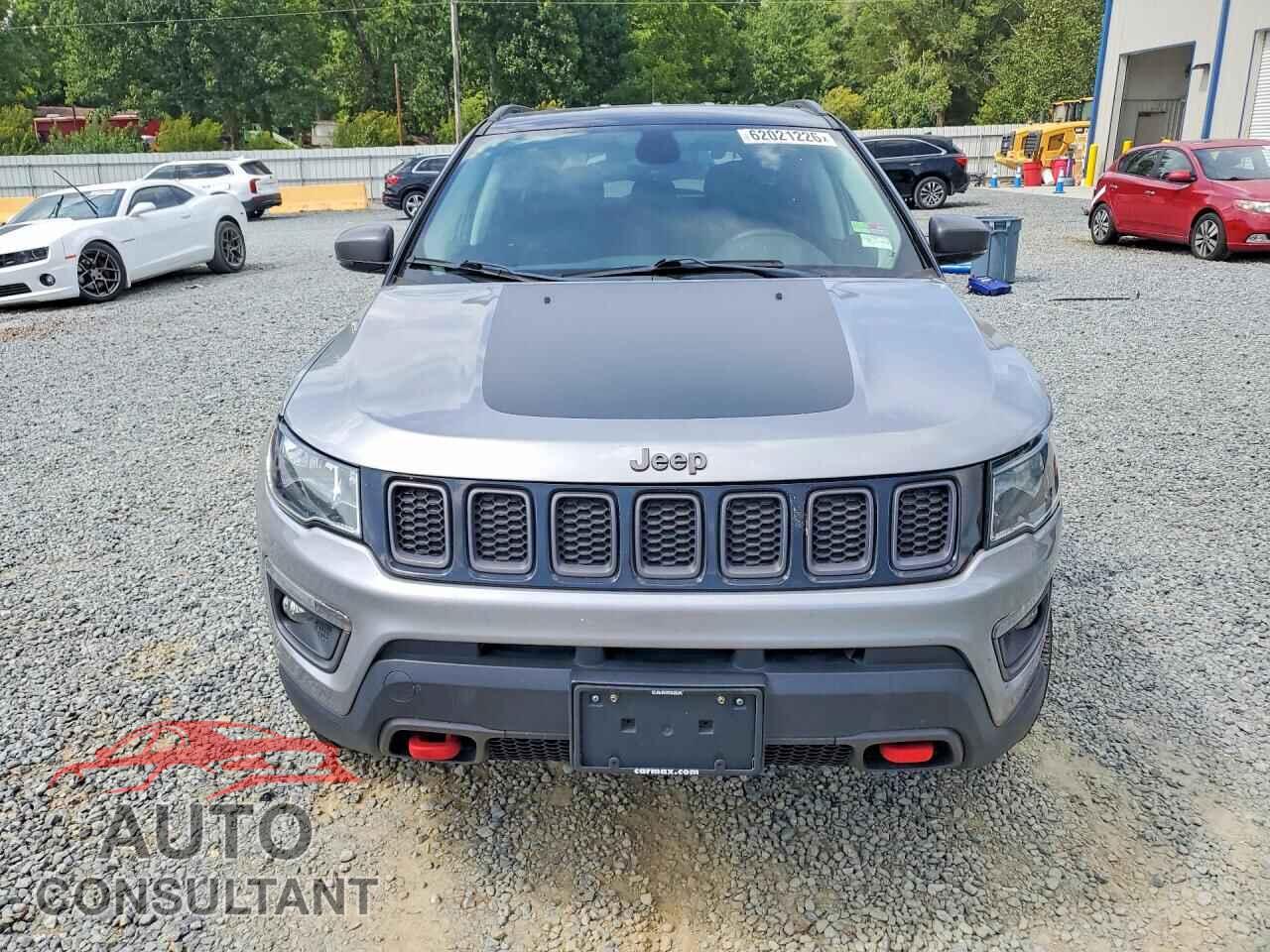 JEEP COMPASS 2019 - 3C4NJDDB3KT747376