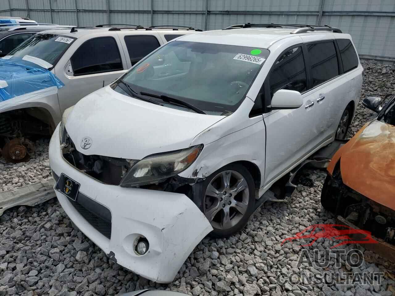 TOYOTA SIENNA 2013 - 5TDXK3DC5DS332680