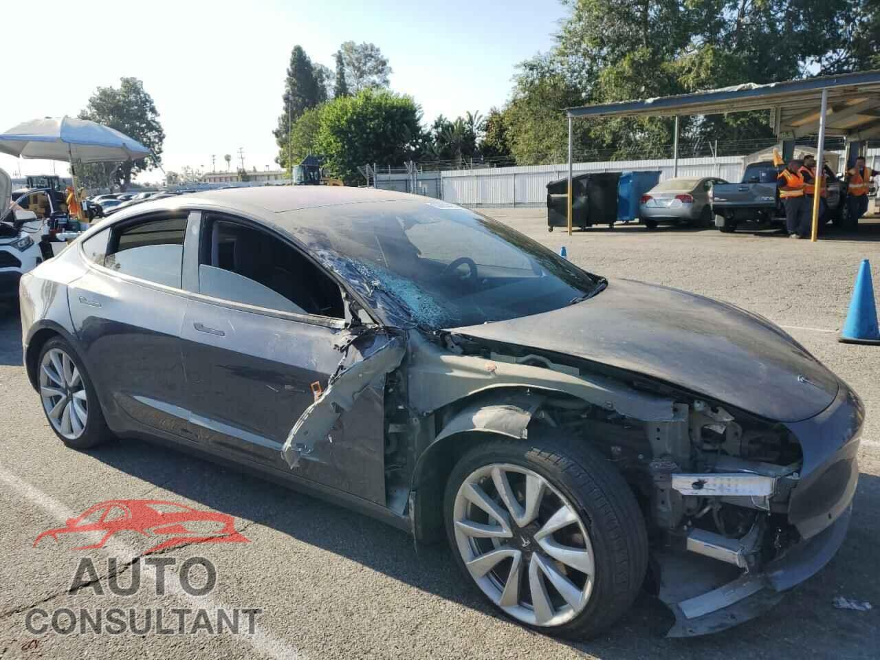 TESLA MODEL 3 2018 - 5YJ3E1EA3JF011986