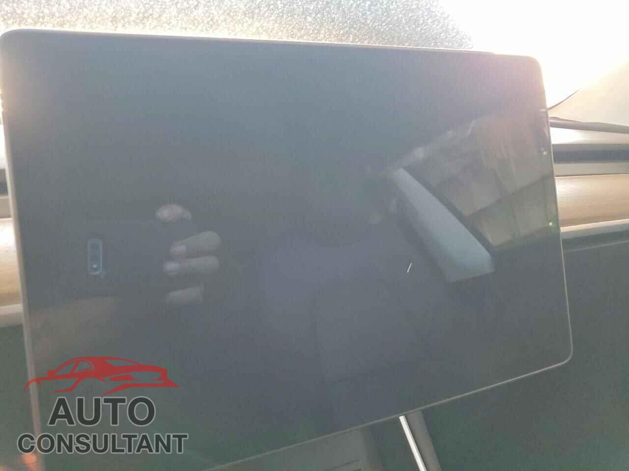 TESLA MODEL 3 2020 - 5YJ3E1EA0LF630967