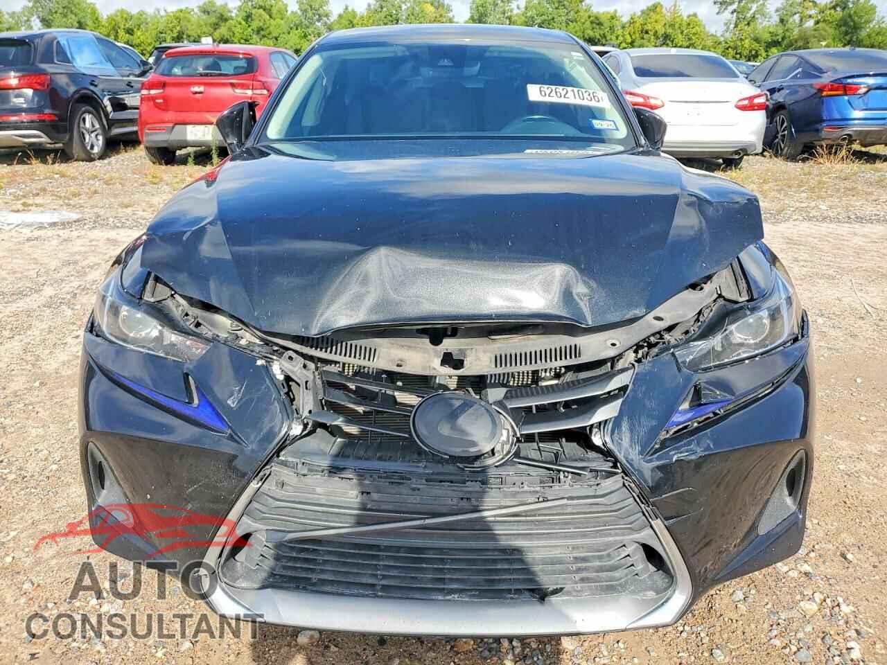 LEXUS IS 2019 - JTHBA1D23K5099831