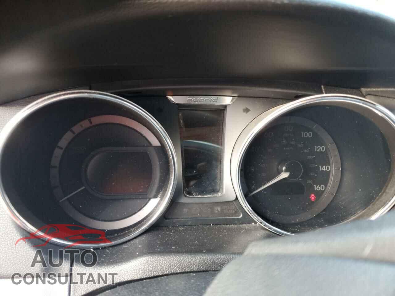 HYUNDAI SONATA 2015 - KMHEC4A40FA129814